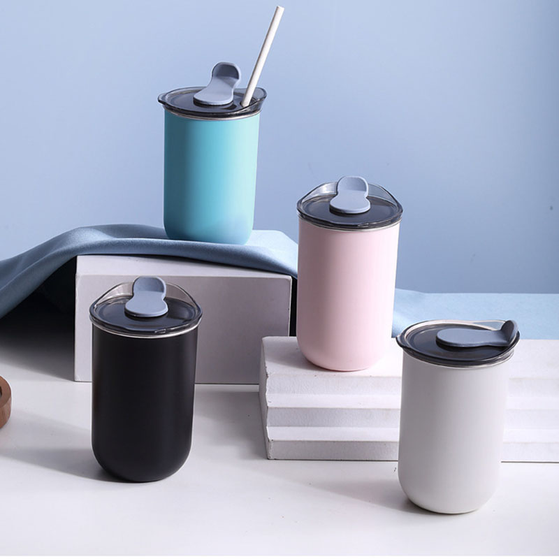 Botellas de agua aisladas con  - Coffee Tea Hot reseña y precio